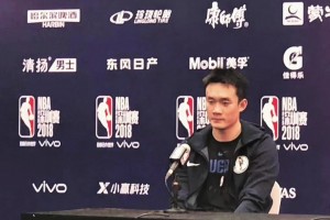 都是8號！小崔NBA首秀表現(xiàn)和丁彥宇航當年一致